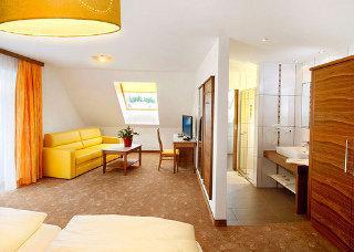 Hotel Garni Dietrich Seefeld in Tirol Exteriör bild